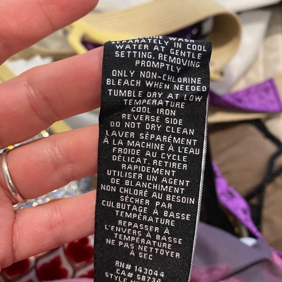 7 For All Mankind Cropped Pink Sweatpants Joggers Size Medium NWT - Picture 6 of 6